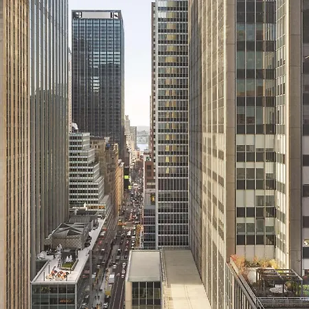 Hotel Doubletree By Hilton New York Midtown Fifth Ave